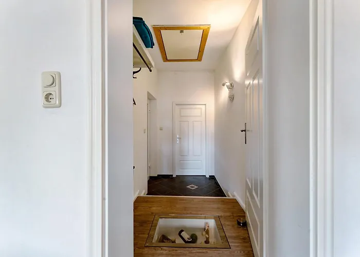 Alte Schule 公寓 *